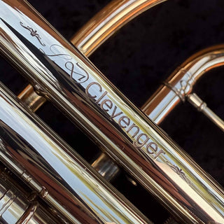 Dürk LD Clevenger with Hand-Hammered Bell - F/Bb Double French Horn - Gold Brass - Detachable Bell - Unlacquered Finish