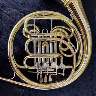 Hans Hoyer G10 L2A - F/Bb Double French Horn - Yellow Brass - Detachable Bell - Lacquered Finish