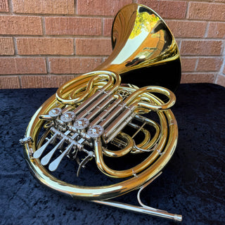Verus V Double Horn - Serial #: 23117 (Pre-Owned)