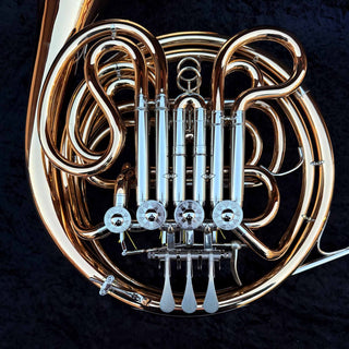Verus VG - F/Bb Double French Horn - Gold Brass - Fixed Bell - Lacquered Finish