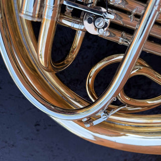 Dürk LD Clevenger with Hand - Hammered Bell - F/Bb Double French Horn - Gold Brass - Detachable Bell - Unlacquered Finish - Houghton Horns