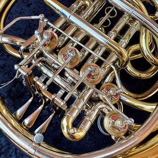 Finke Brendan - F/Bb/High F Triple French Horn - Yellow Brass - Detachable Bell - Lacquered Finish - Serial : 3903 (Pre - Owned) - Houghton Horns