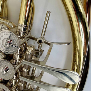 Hans Hoyer G10 L2A - F/Bb Double French Horn - Yellow Brass - Detachable Bell - Lacquered Finish - Houghton Horns