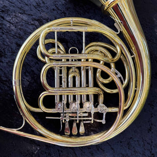Hans Hoyer G10 L2A - F/Bb Double French Horn - Yellow Brass - Detachable Bell - Lacquered Finish - Houghton Horns