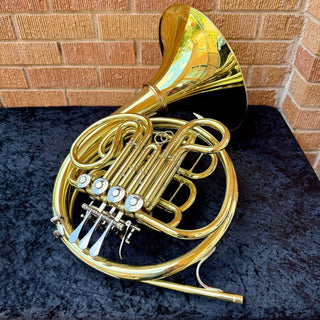 S.E. Shires Q20 - F/Bb Double French Horn - Yellow Brass - Detachable Bell - Lacquered Finish - Houghton Horns