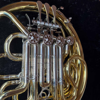 Verus K - F/Bb Double French Horn - Yellow Brass - Detachable Bell - Unlacquered Finish - Houghton Horns
