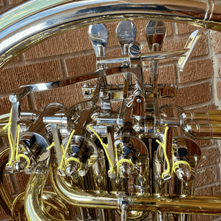 Yamaha YHR - 671D - F/Bb Double French Horn - Yellow Brass - Detachable Bell - Lacquered Finish - Houghton Horns