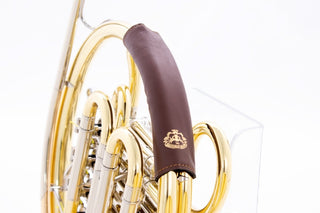 Leather Specialties Right Hand Guard for Horn - Houghton Horns